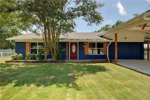 Lytton Exterior After